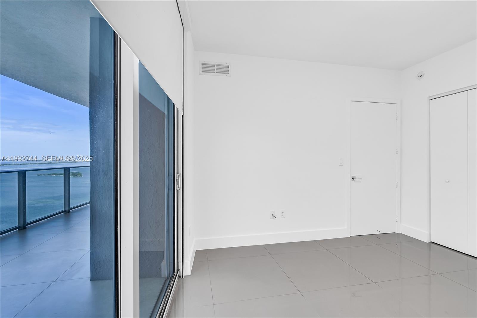 488 NE 18th St # 2311