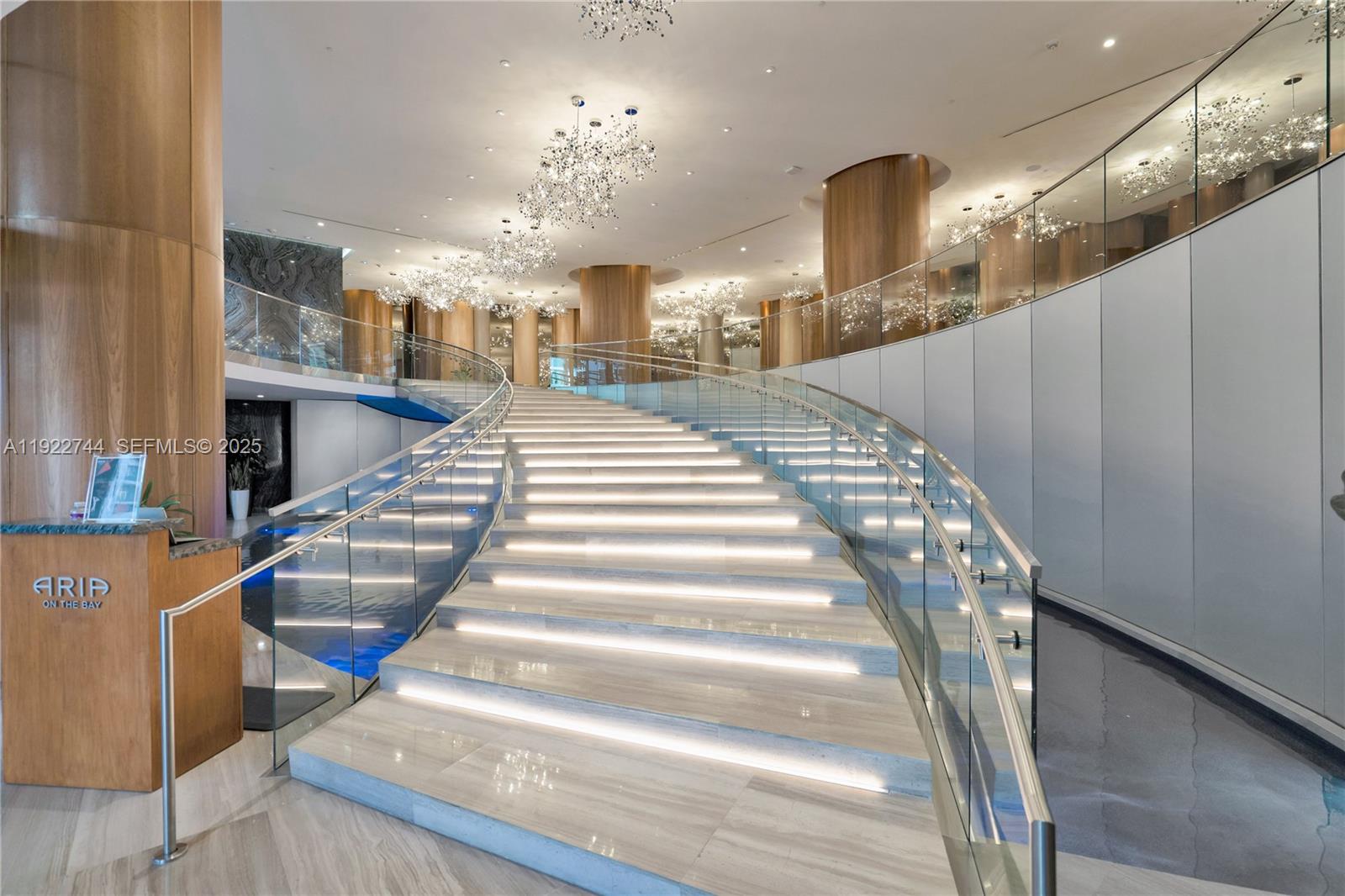 488 NE 18th St # 2311