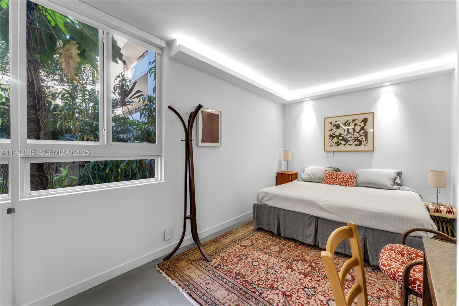 161 Crandon Blvd # 125