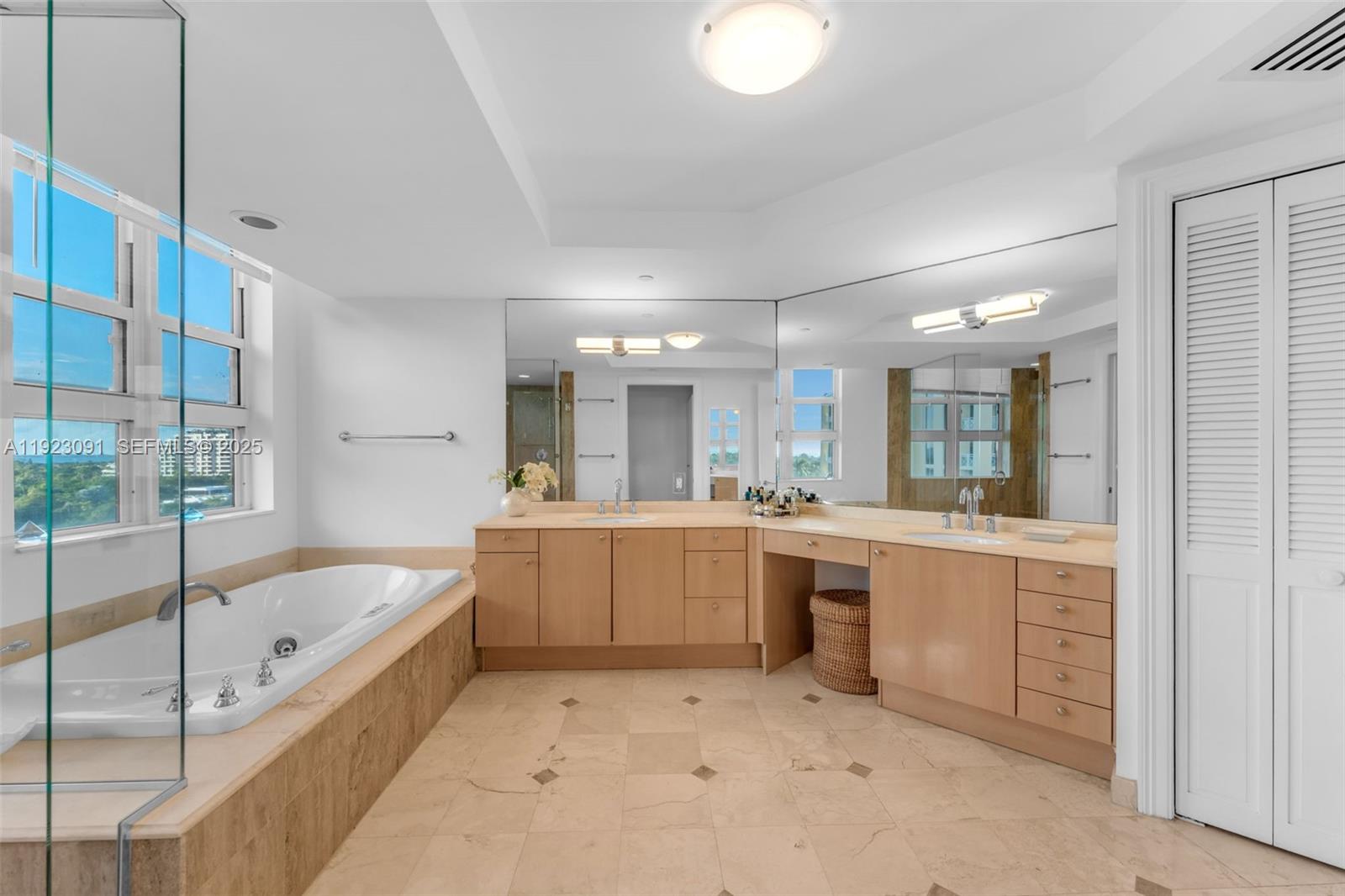 430 Grand Bay Dr # 808