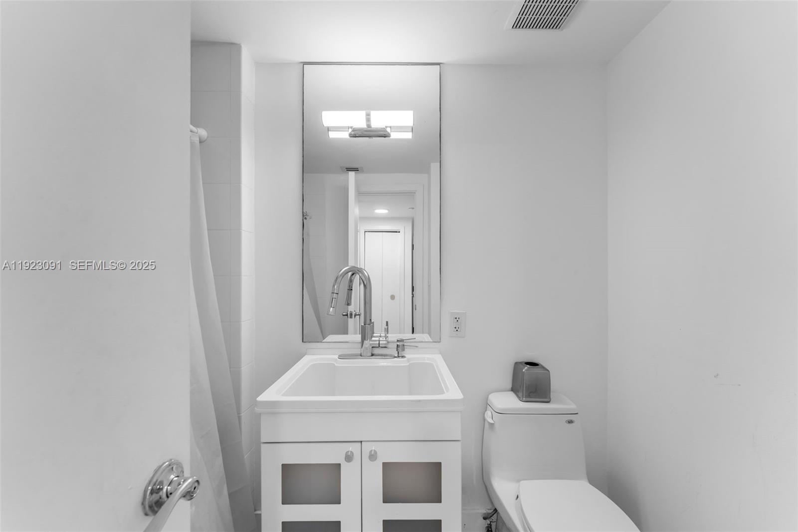 430 Grand Bay Dr # 808