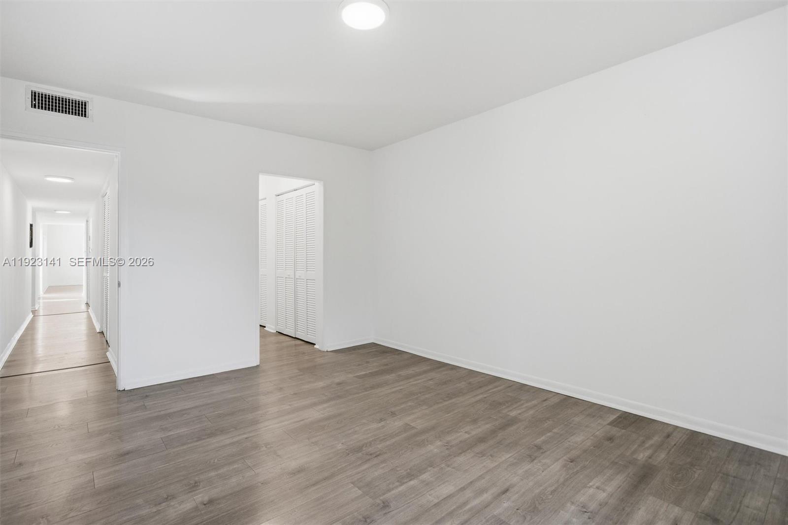 1045 SW 25th Ave