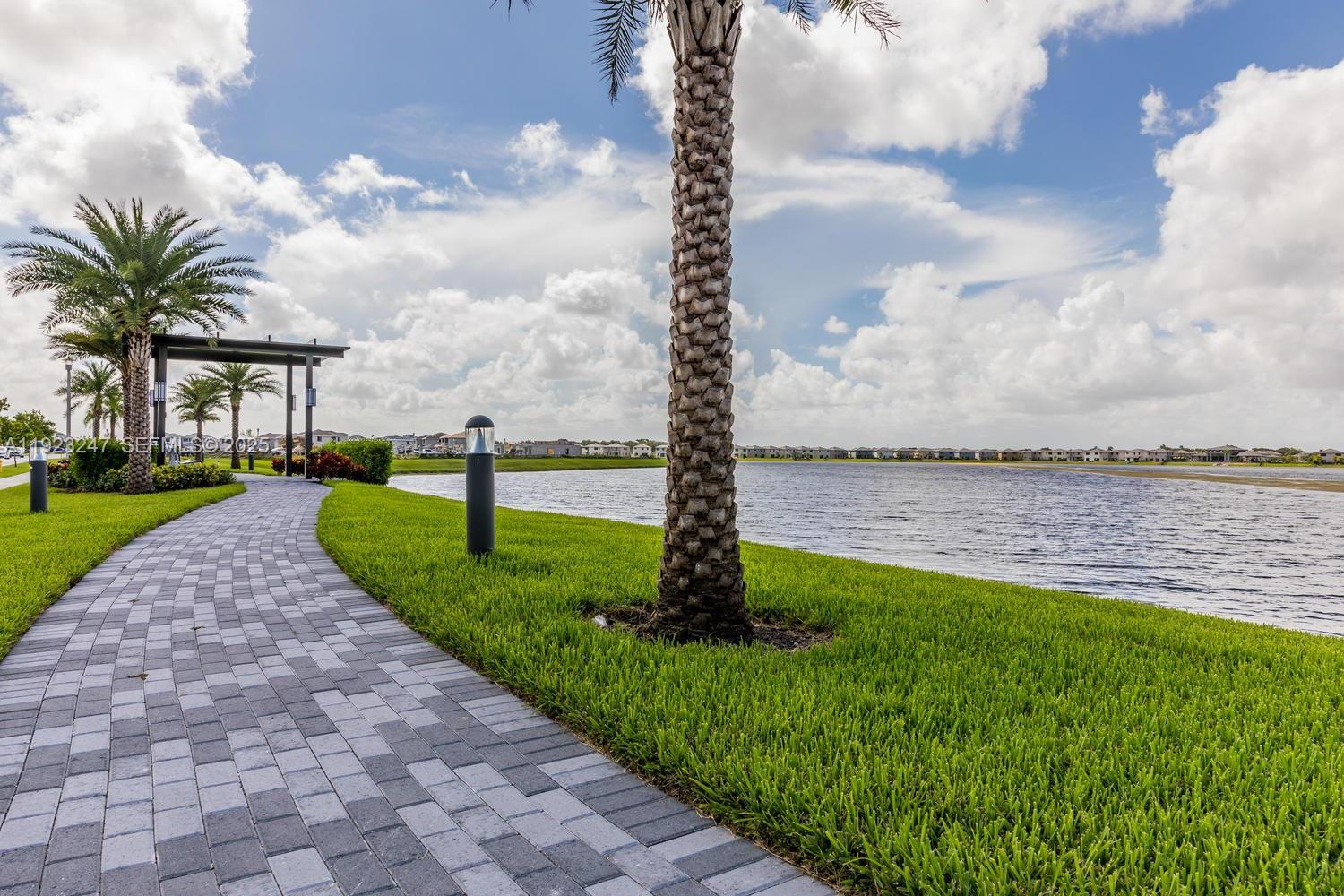 16060 NW 89th Ct Unit: *