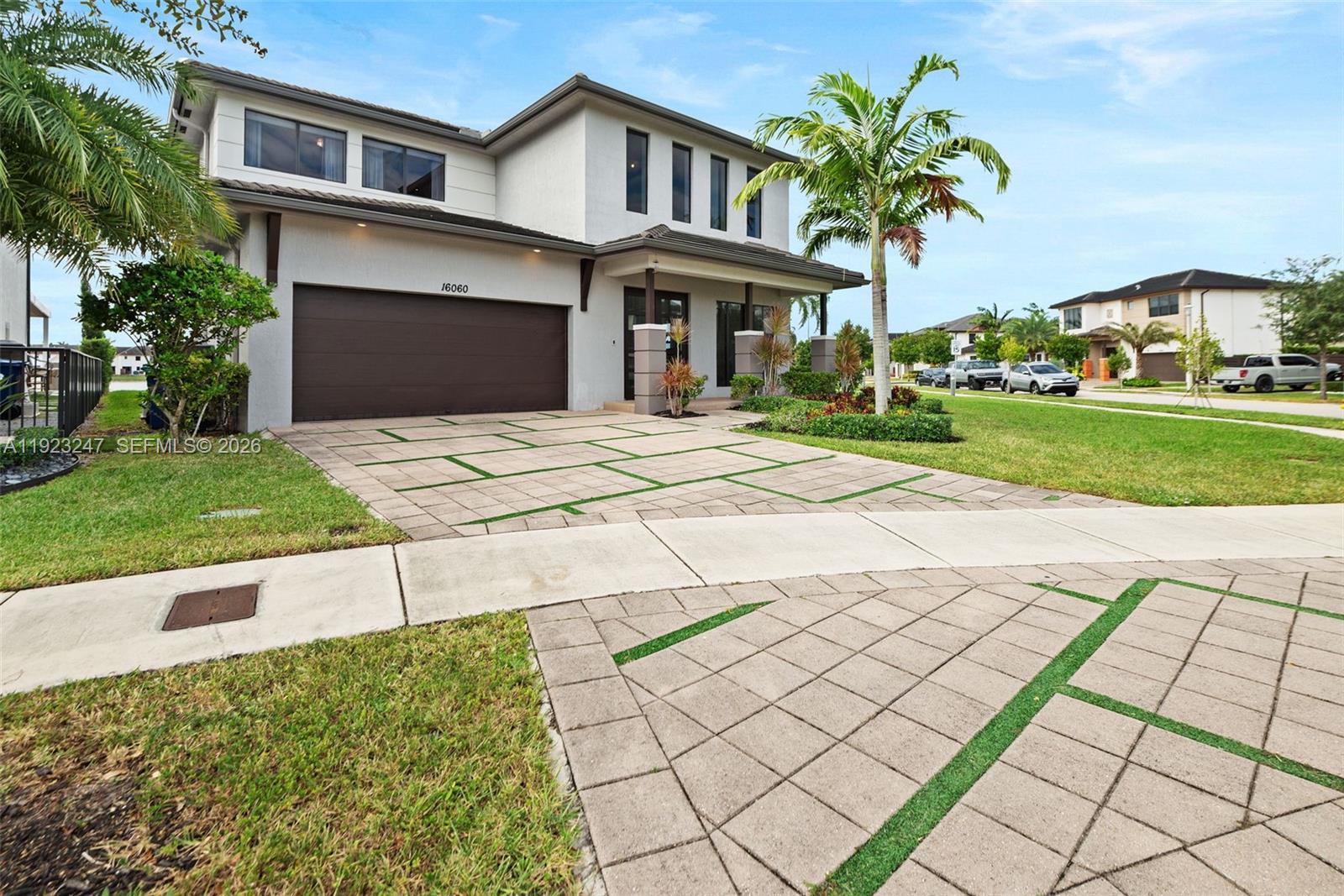 16060 NW 89th Ct Unit: *