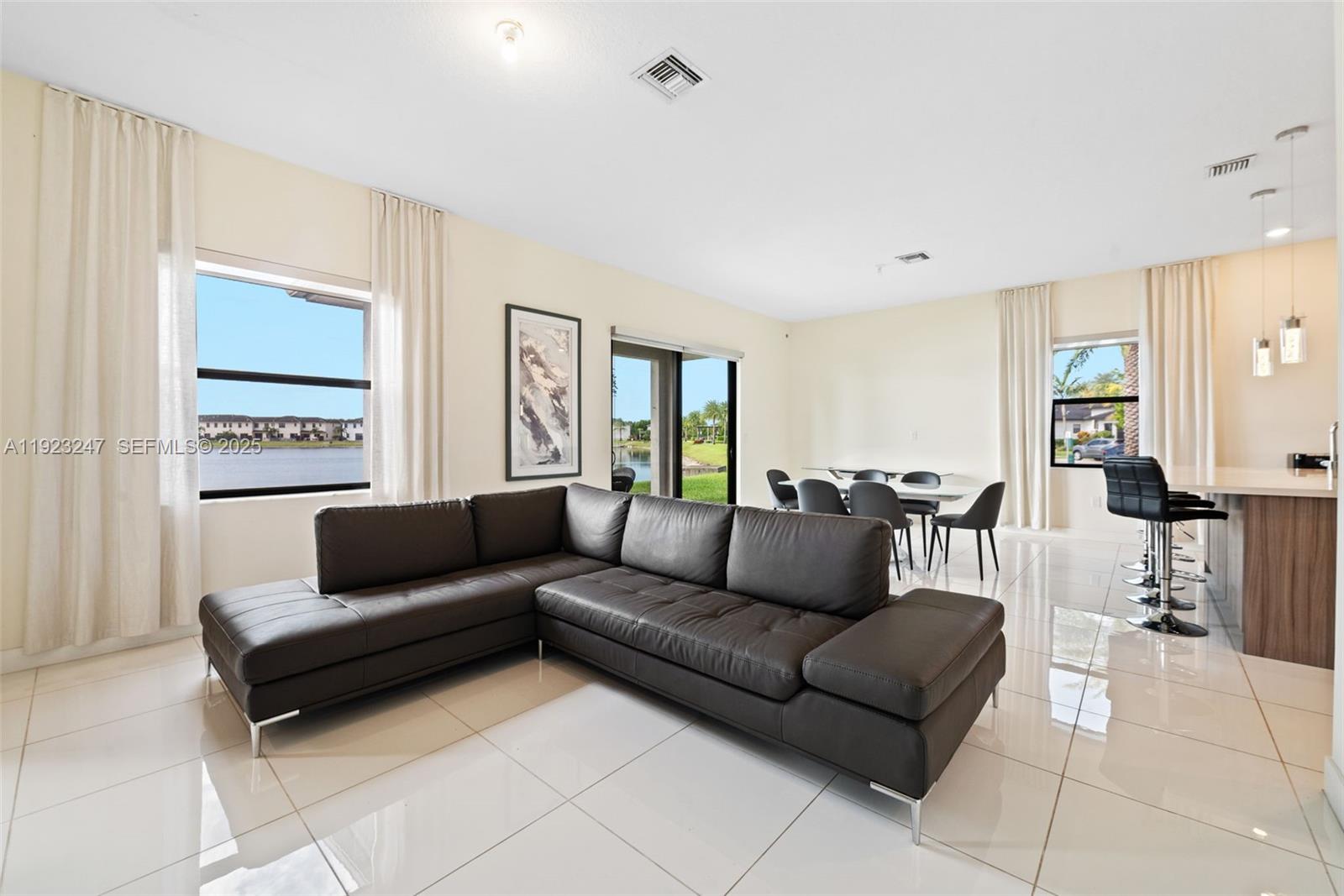 16060 NW 89th Ct Unit: *