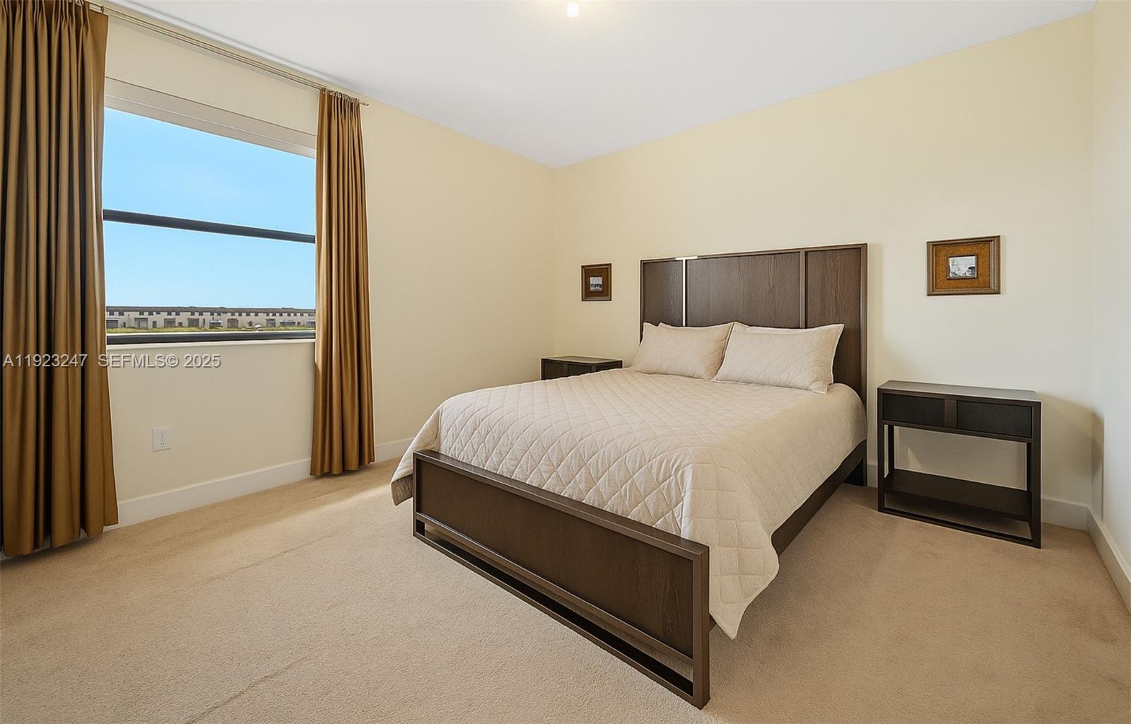 16060 NW 89th Ct Unit: *