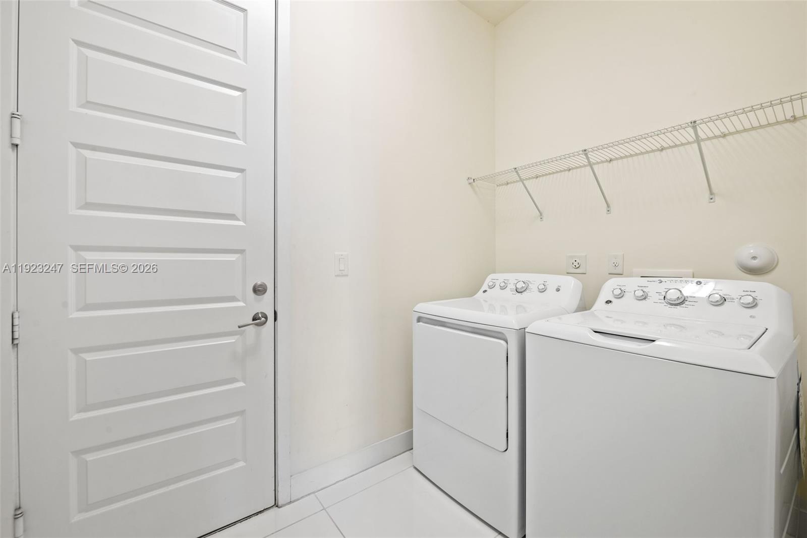 16060 NW 89th Ct Unit: *