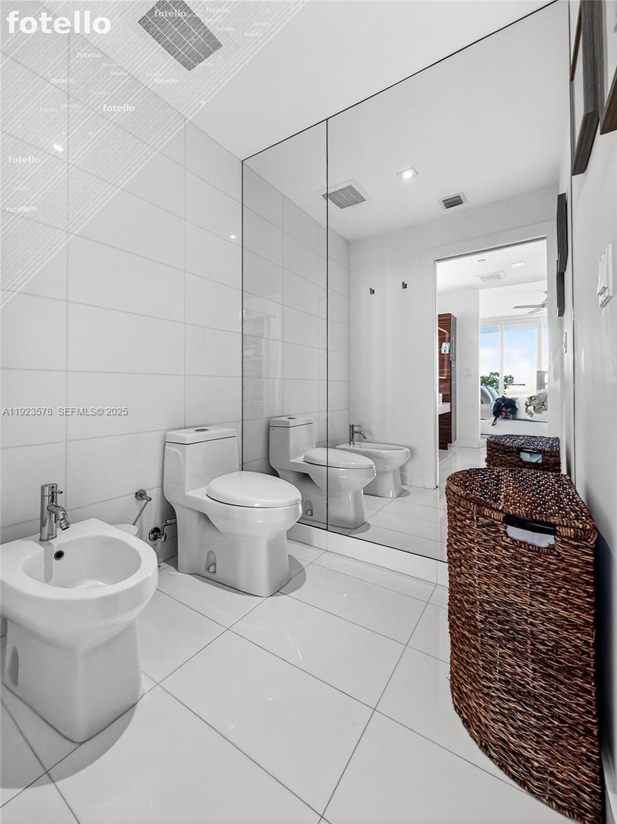 2020 N Bayshore Dr # 4103