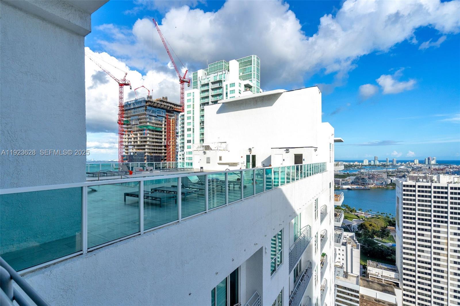 133 NE 2nd Ave # 3610