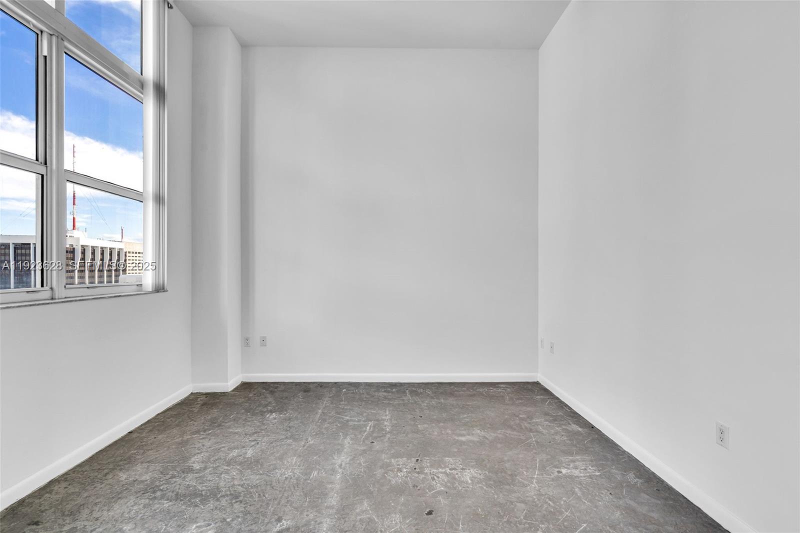 133 NE 2nd Ave # 3610