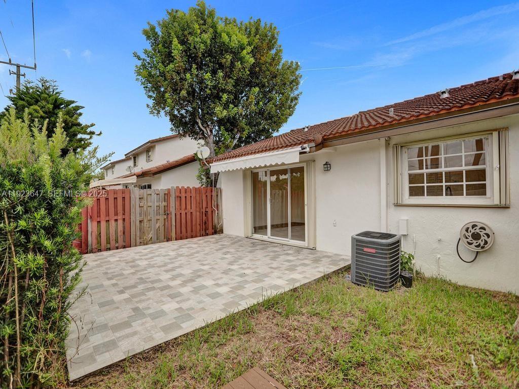 13529 SW 62nd St # 5