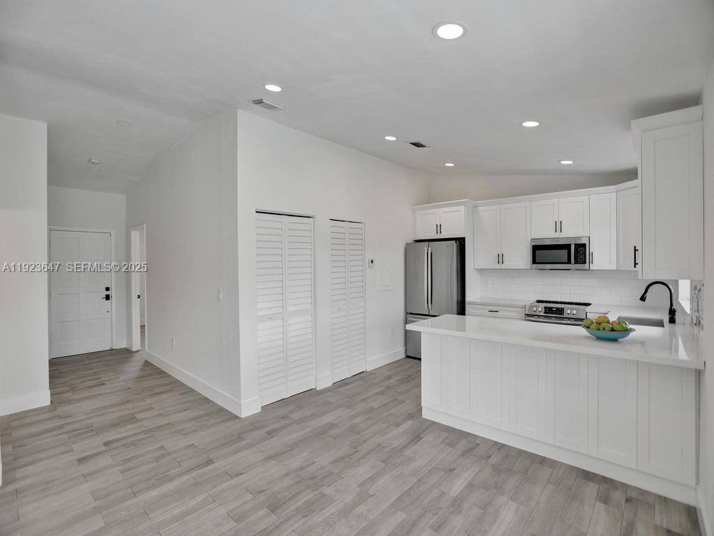 13529 SW 62nd St # 5