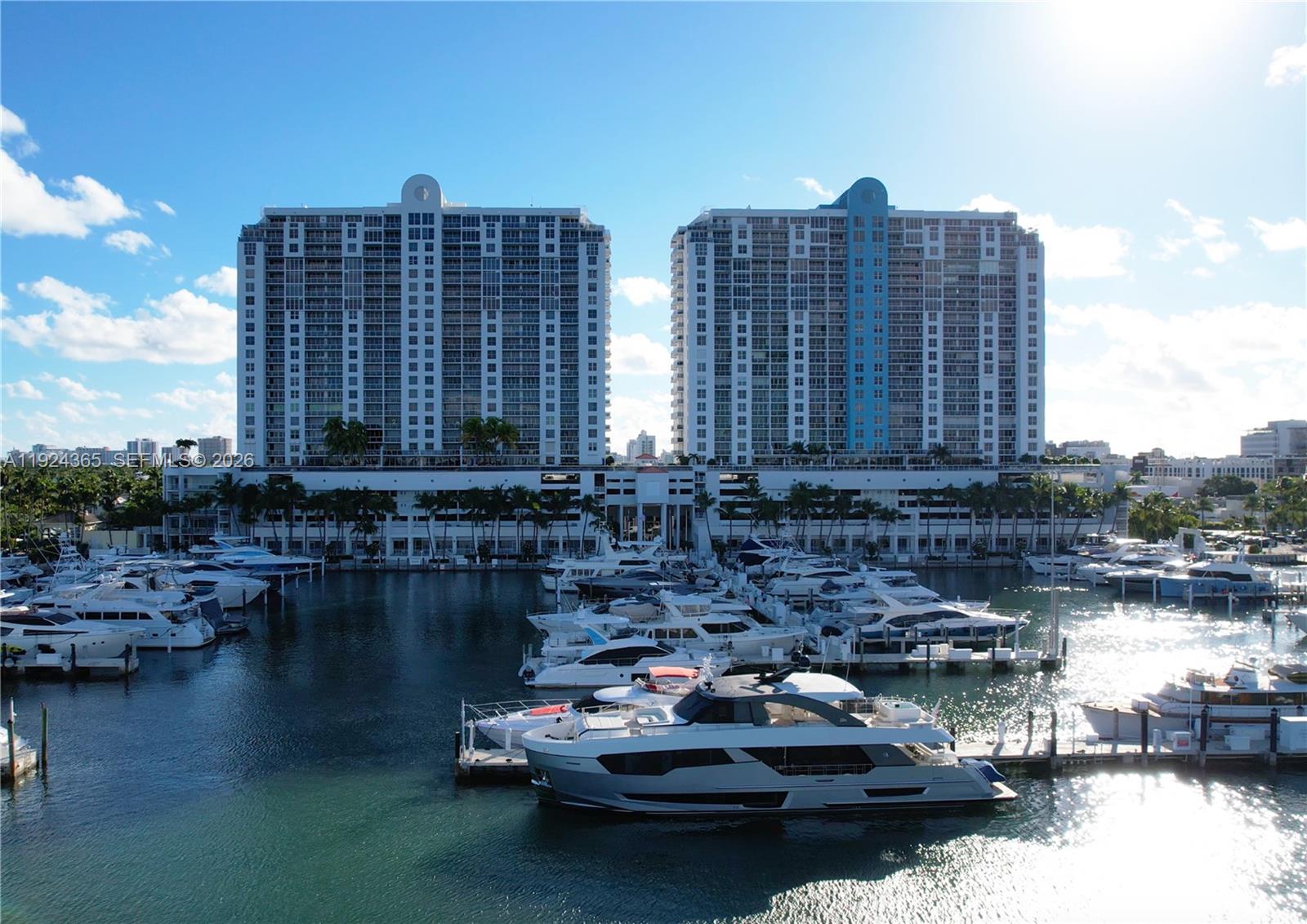 1800 Sunset Harbour Dr # 803