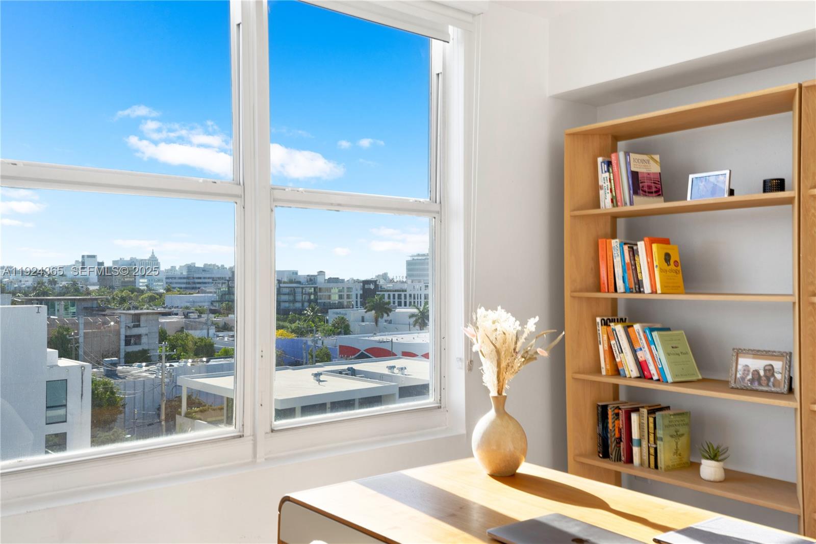 1800 Sunset Harbour Dr # 803