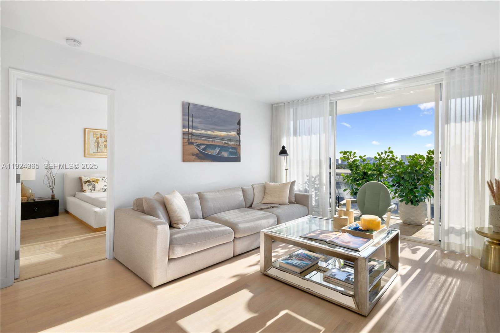 1800 Sunset Harbour Dr # 803