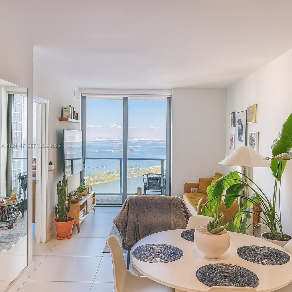 501 NE 31st St # 2902