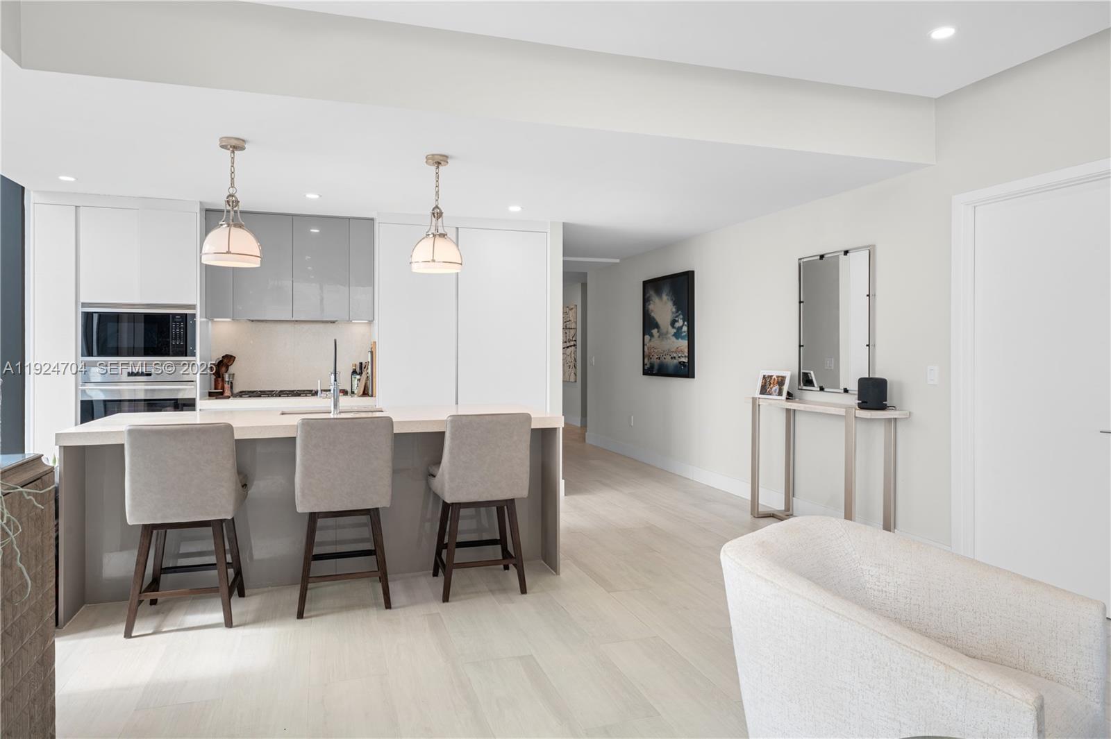 788 NE 23rd St # 2201