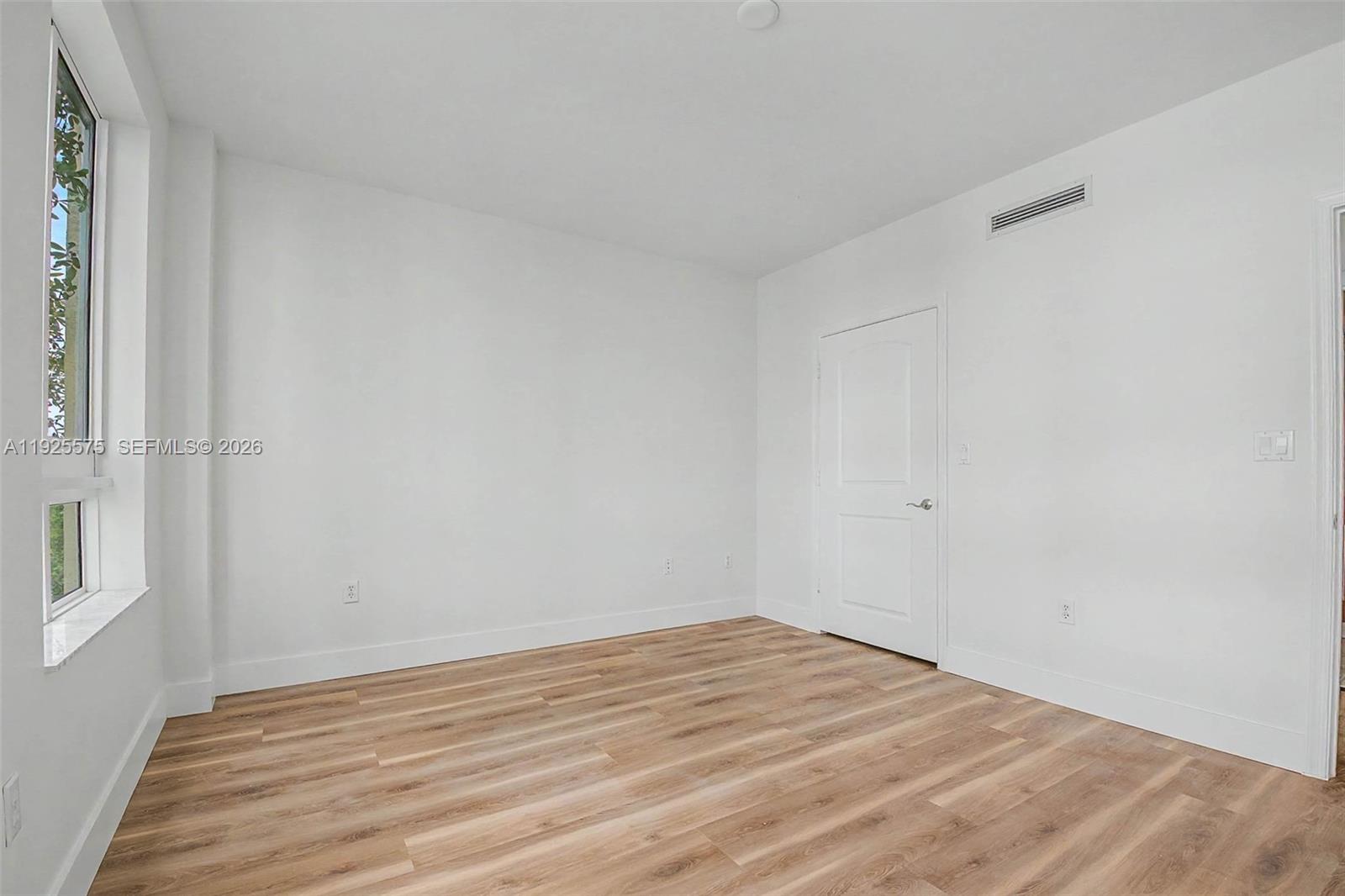 7355 SW 89th St # 502N