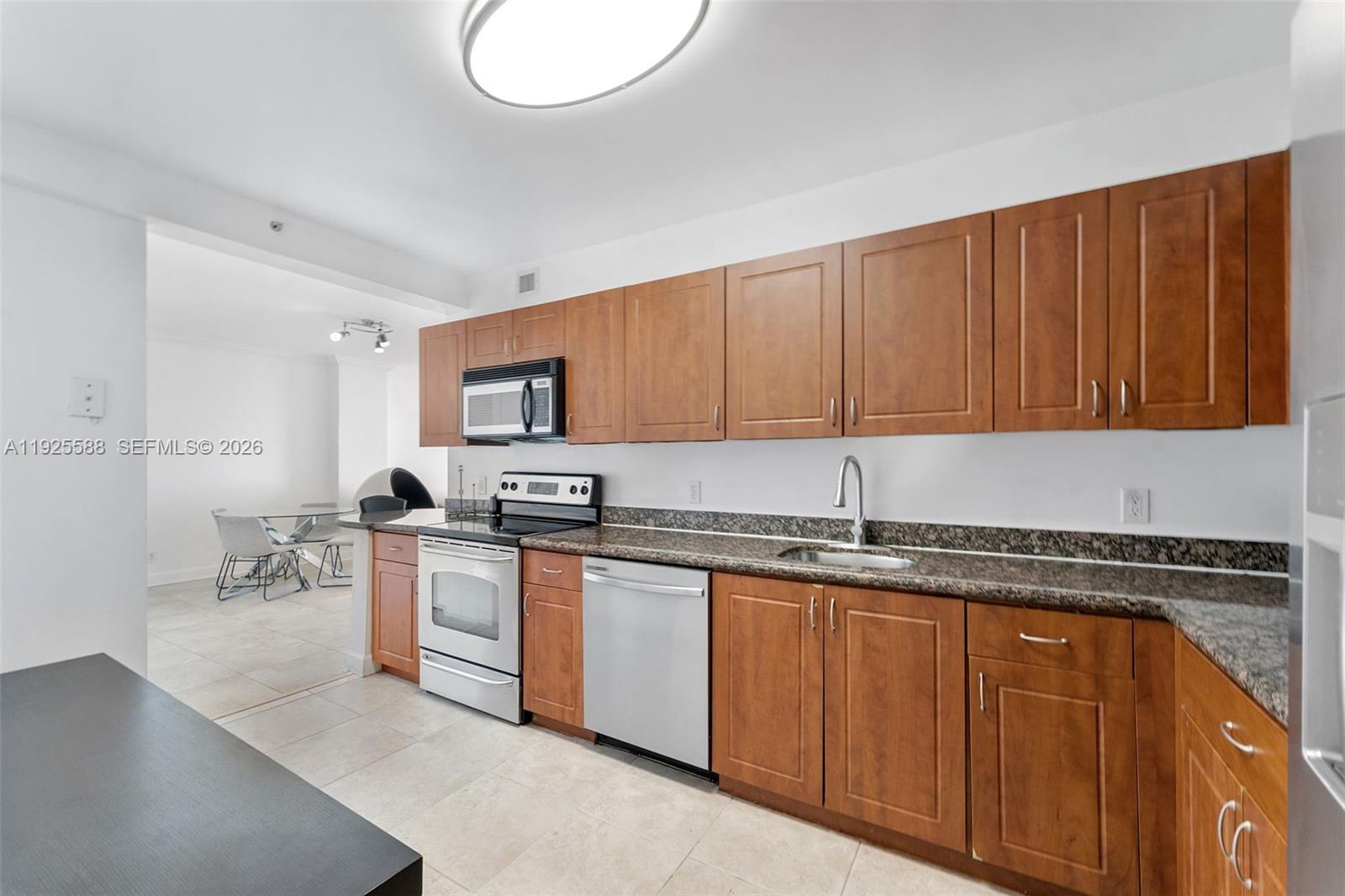 401 69th ST # 1408