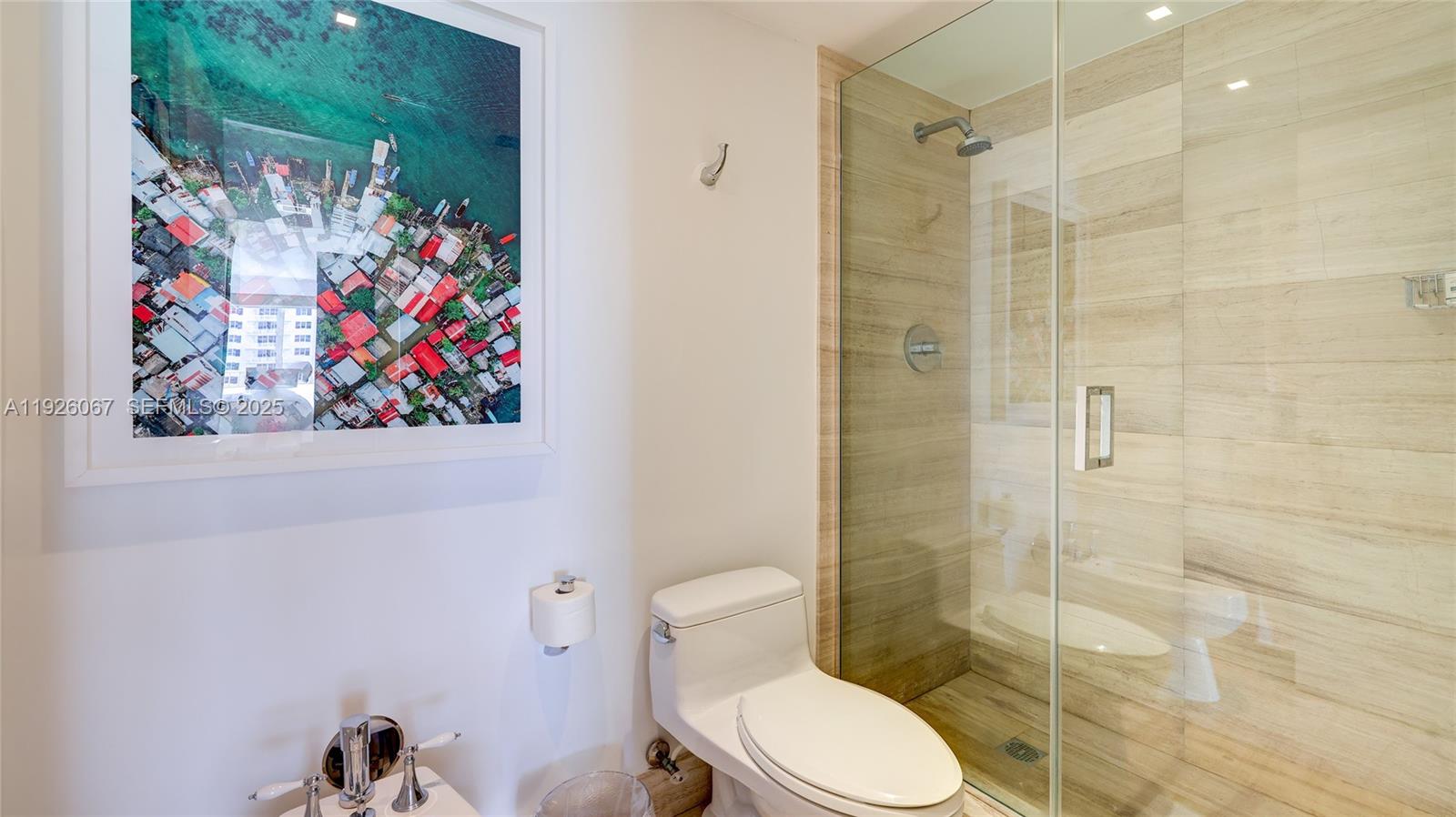 177 Ocean Lane Dr # 707