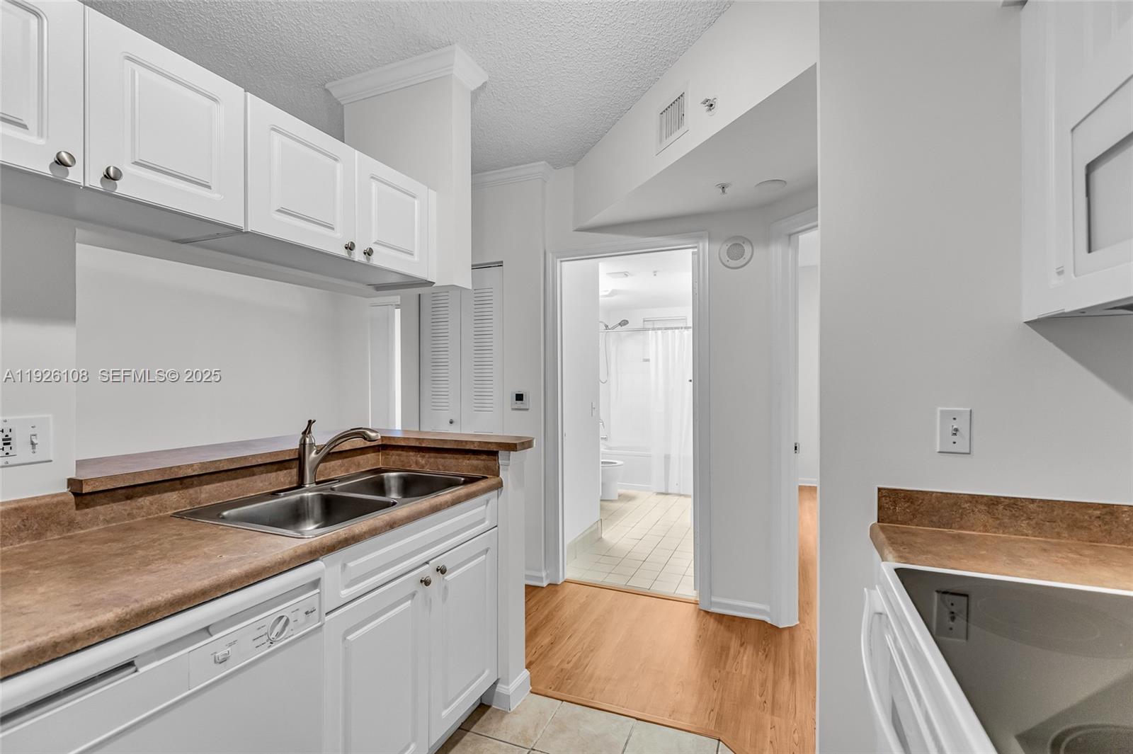 17150 N Bay Rd # 2301