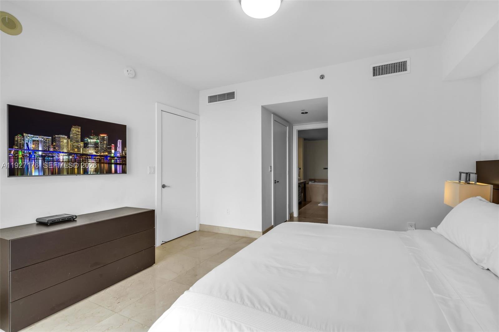 495 Brickell Ave # 2405