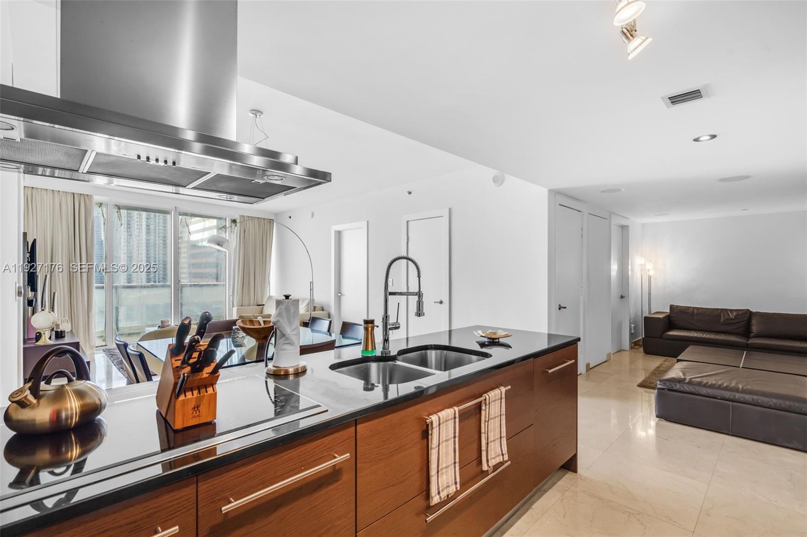 495 Brickell Ave # 2405