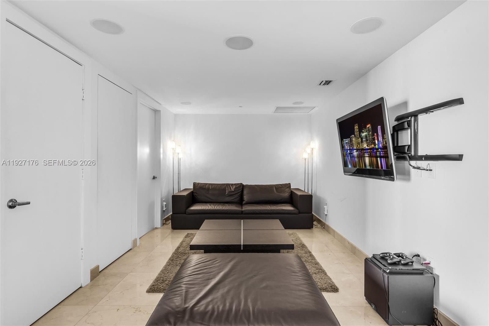 495 Brickell Ave # 2405