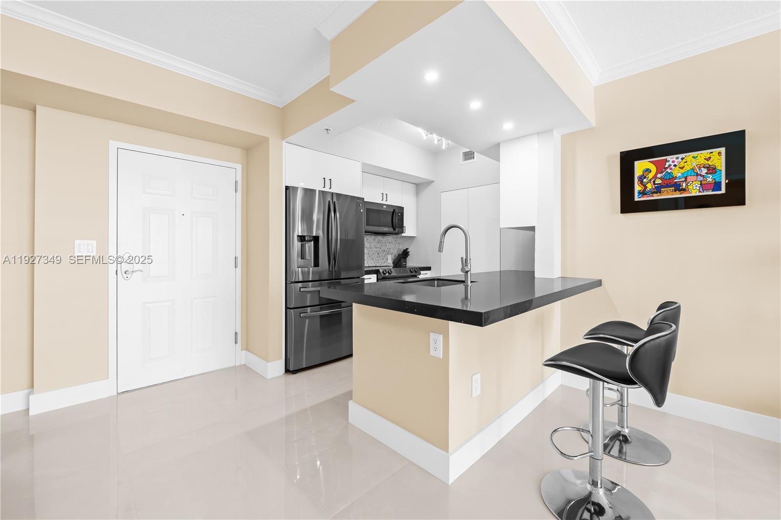 2000 N Bayshore Dr # 1503