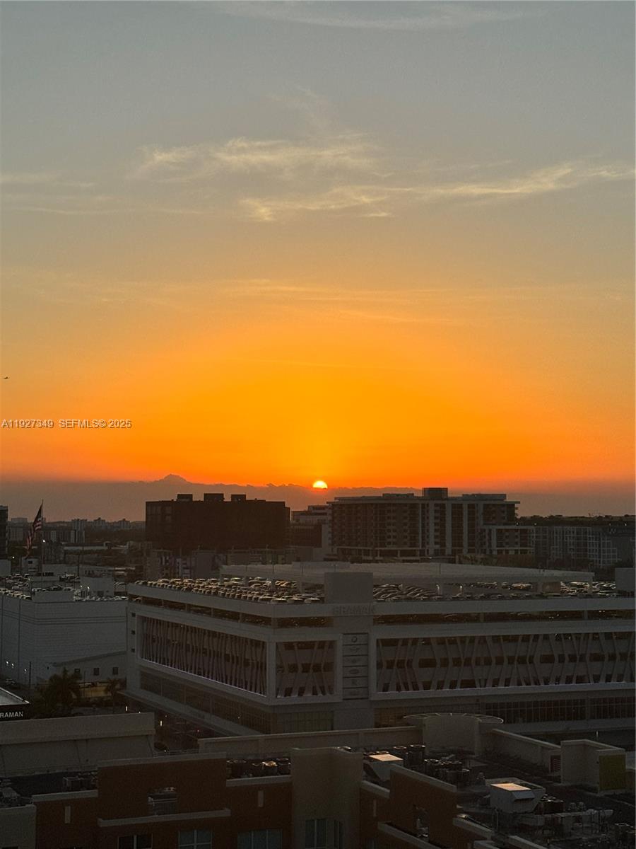 2000 N Bayshore Dr # 1503