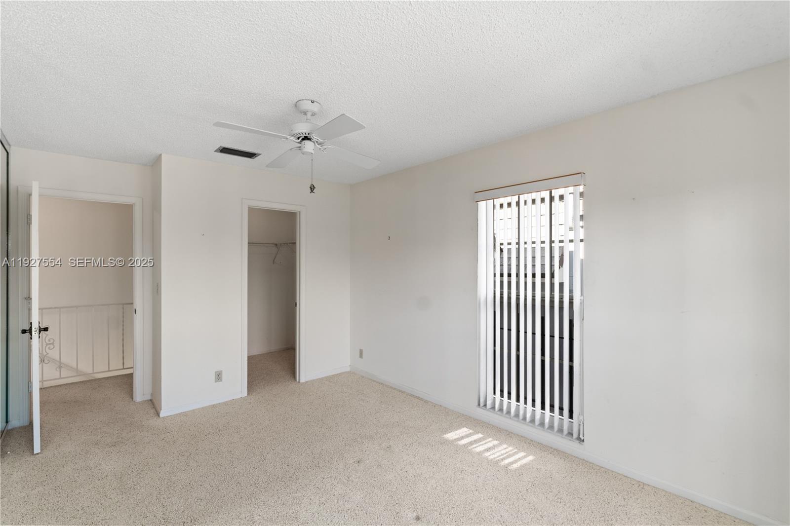 1194 Hillsboro Mile # 33