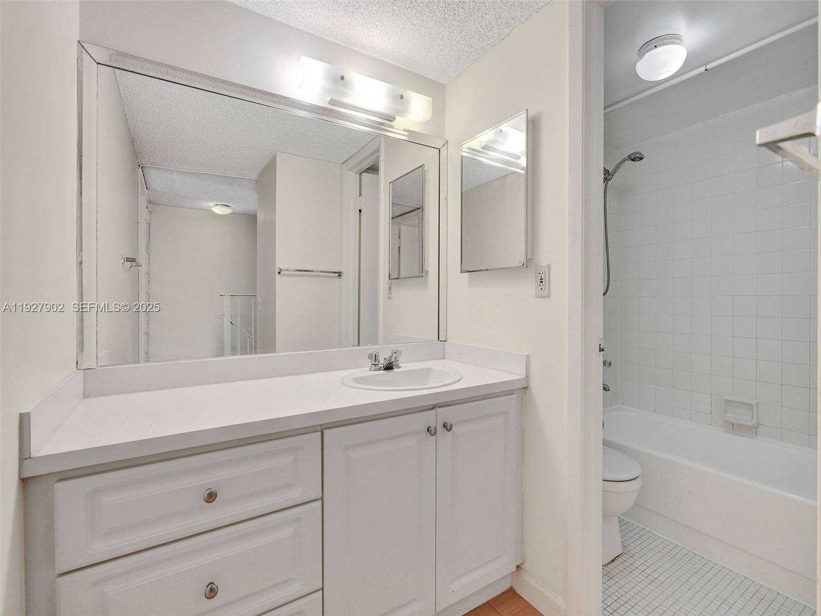 4600 SW 67th Ave # 235