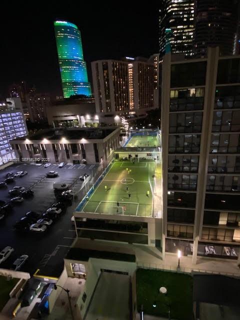 500 BRICKELL AV # 3004