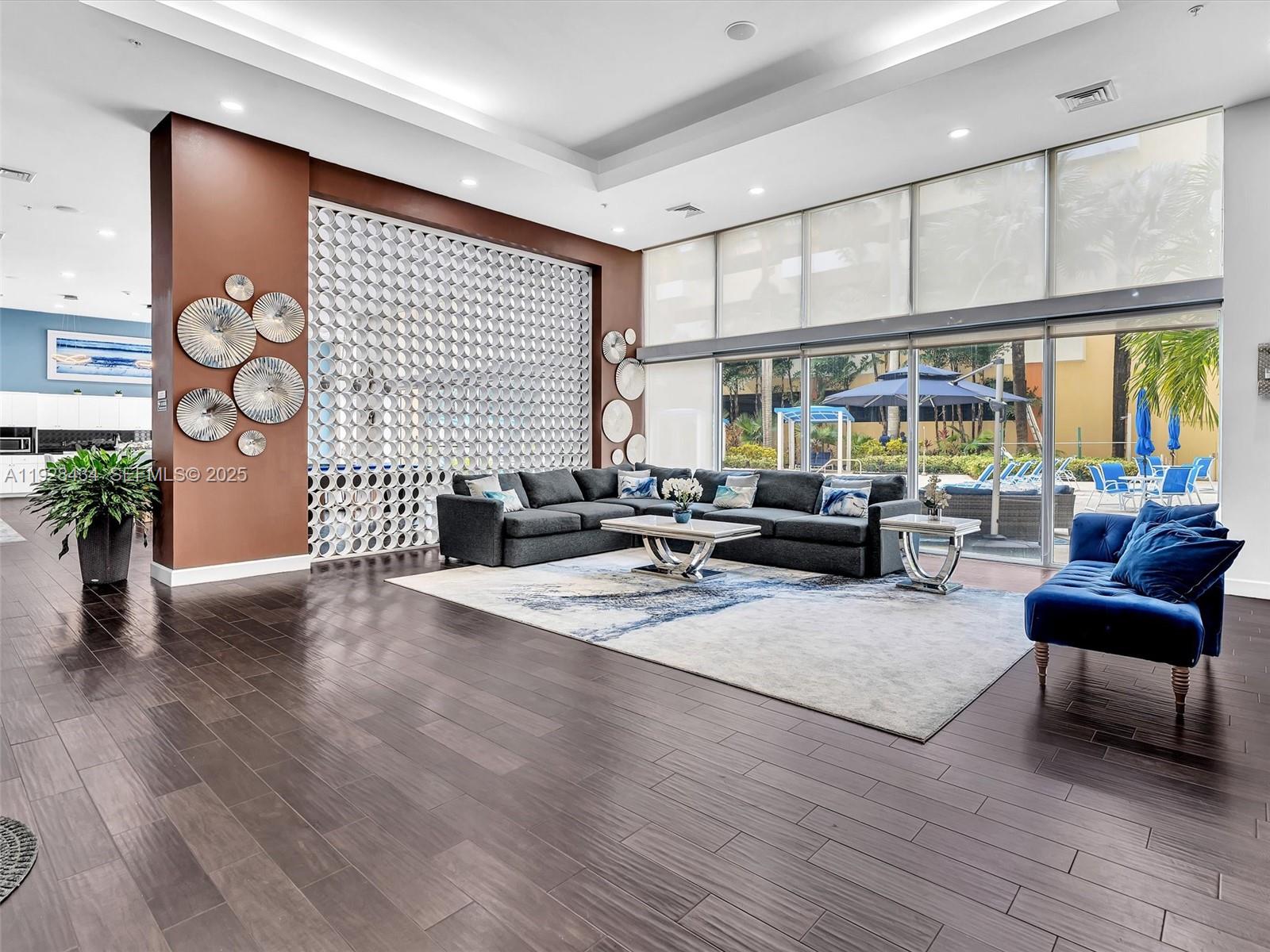 18800 NE 29th Ave # 822