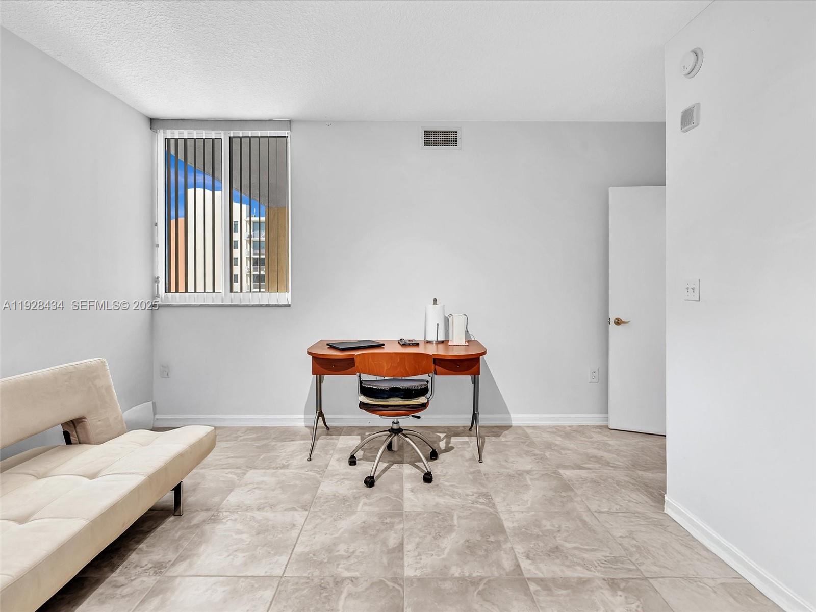 18800 NE 29th Ave # 822