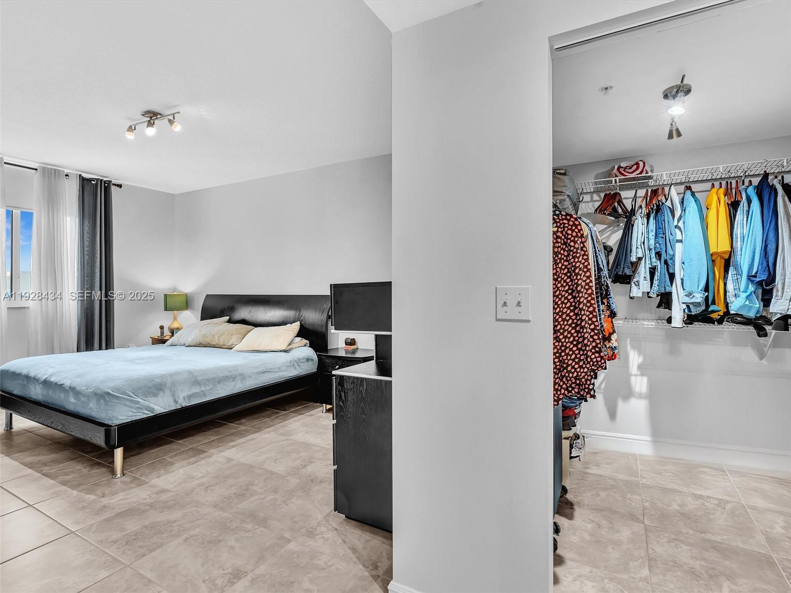 18800 NE 29th Ave # 822