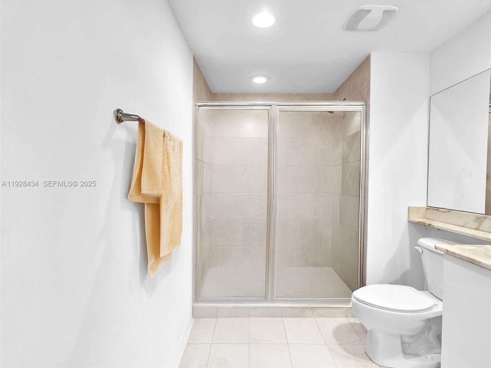 18800 NE 29th Ave # 822