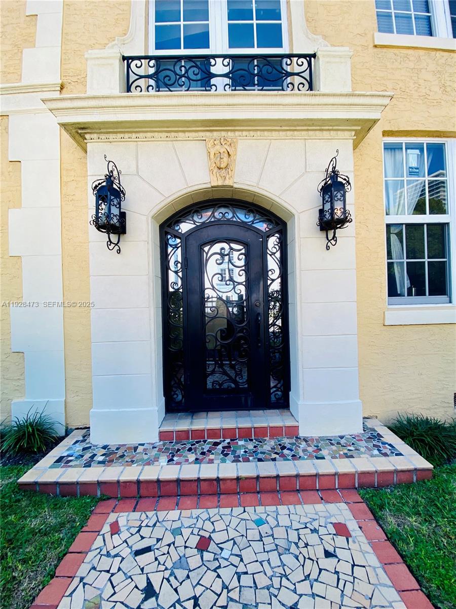 3224 Biscayne Blvd # F2