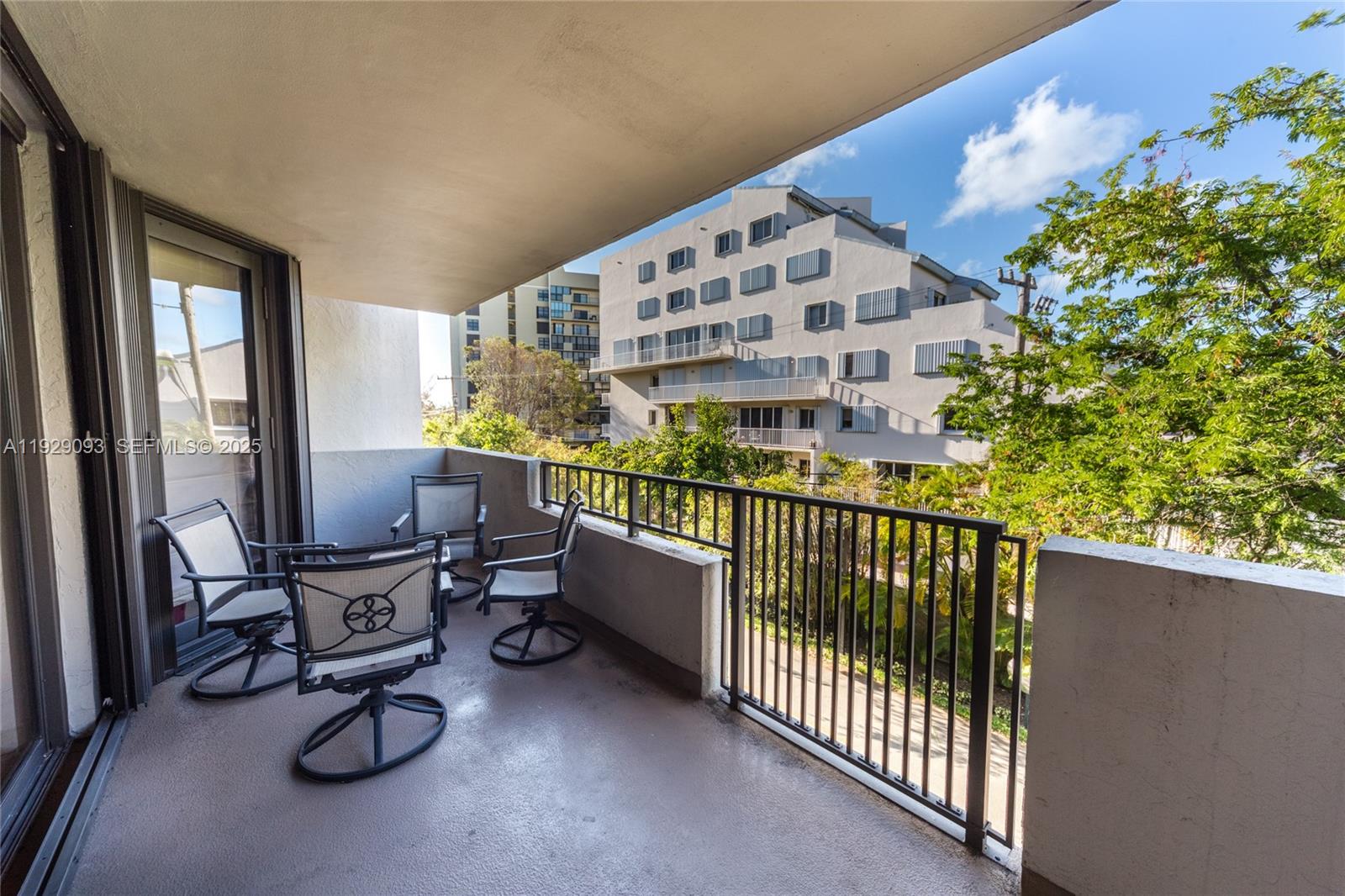 121 CRANDON BL # 248