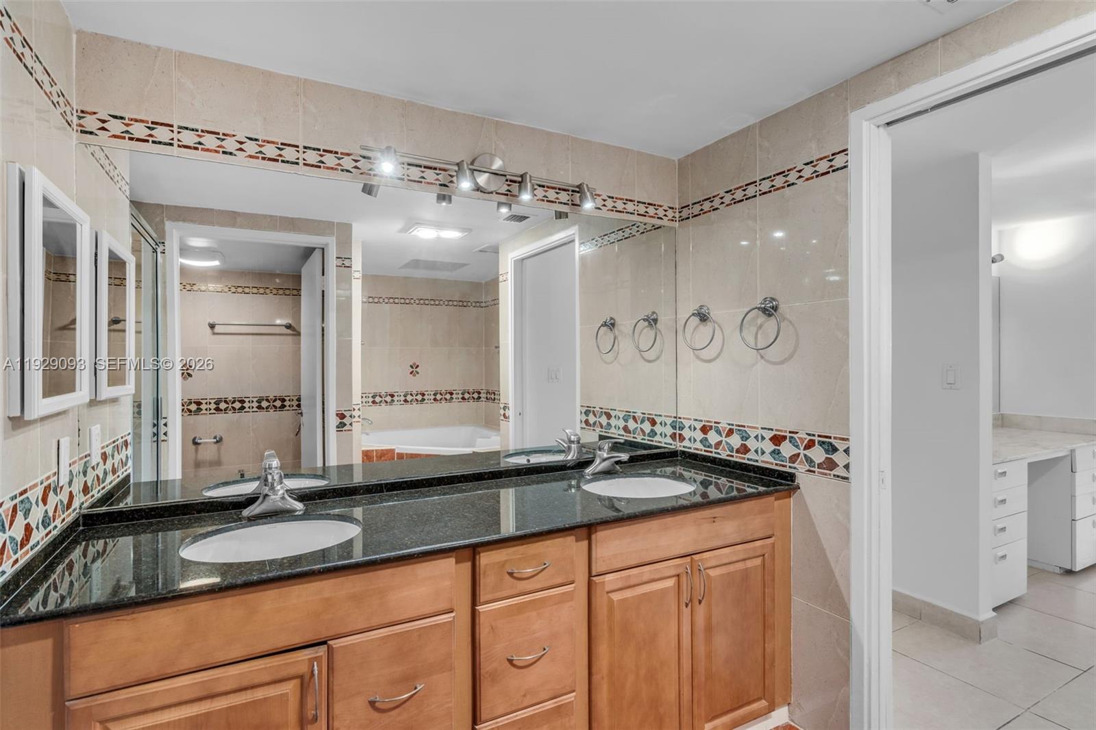 121 CRANDON BL # 248