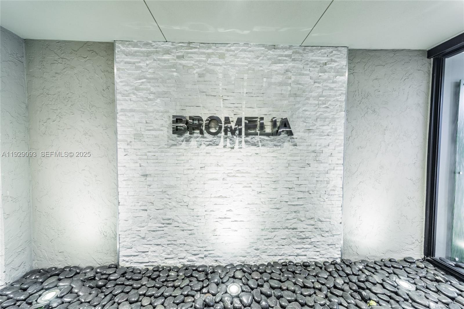 121 CRANDON BL # 248