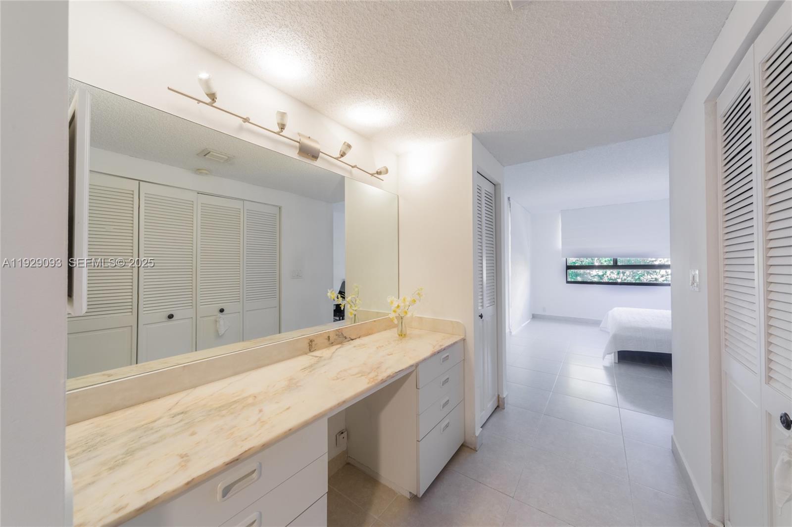 121 CRANDON BL # 248