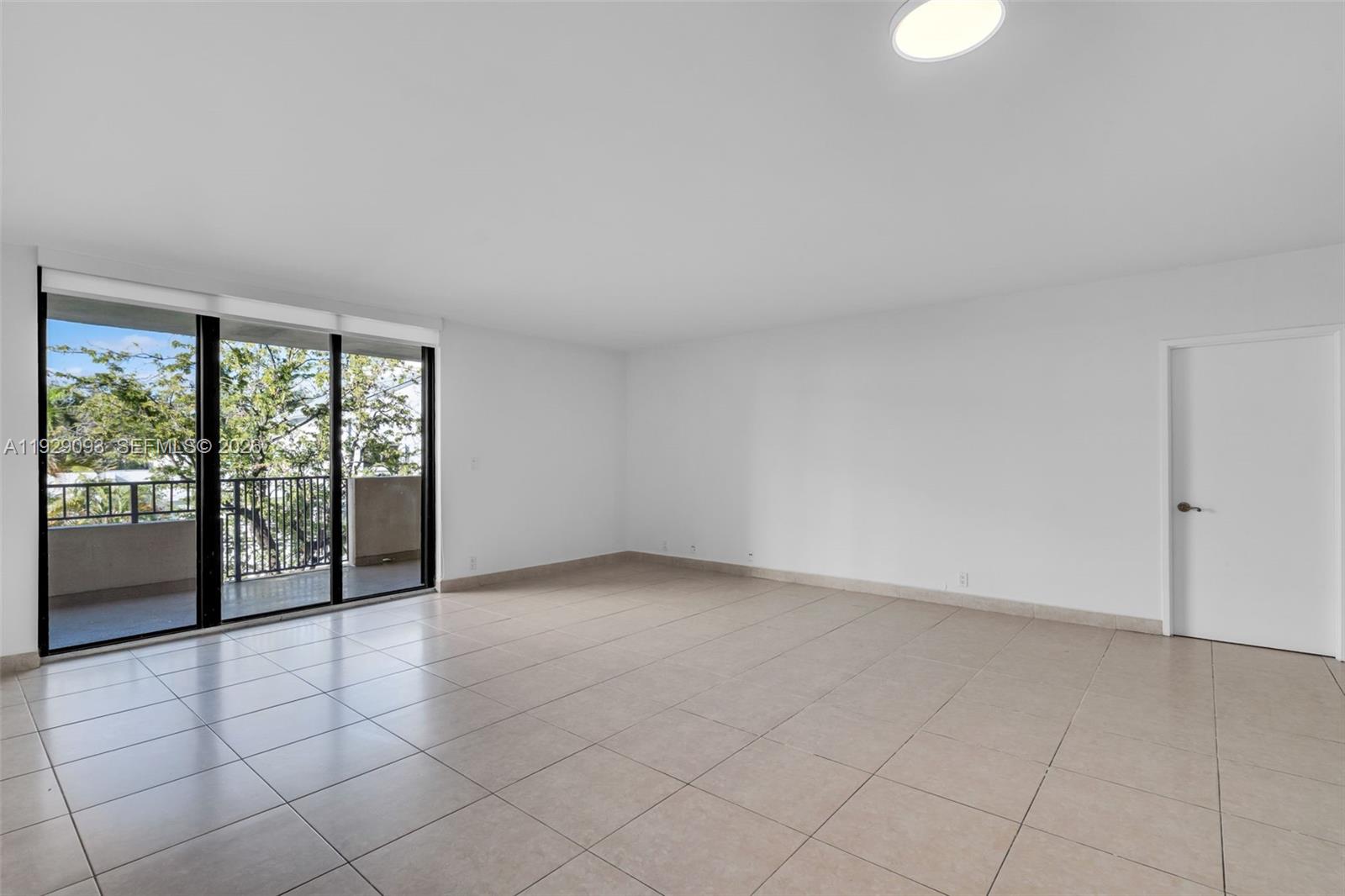 121 CRANDON BL # 248