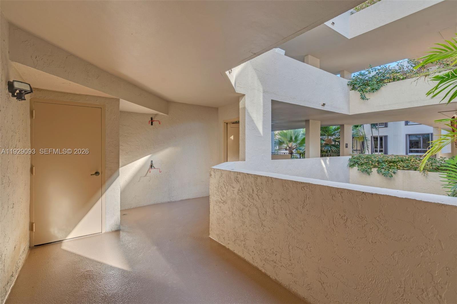 121 CRANDON BL # 248