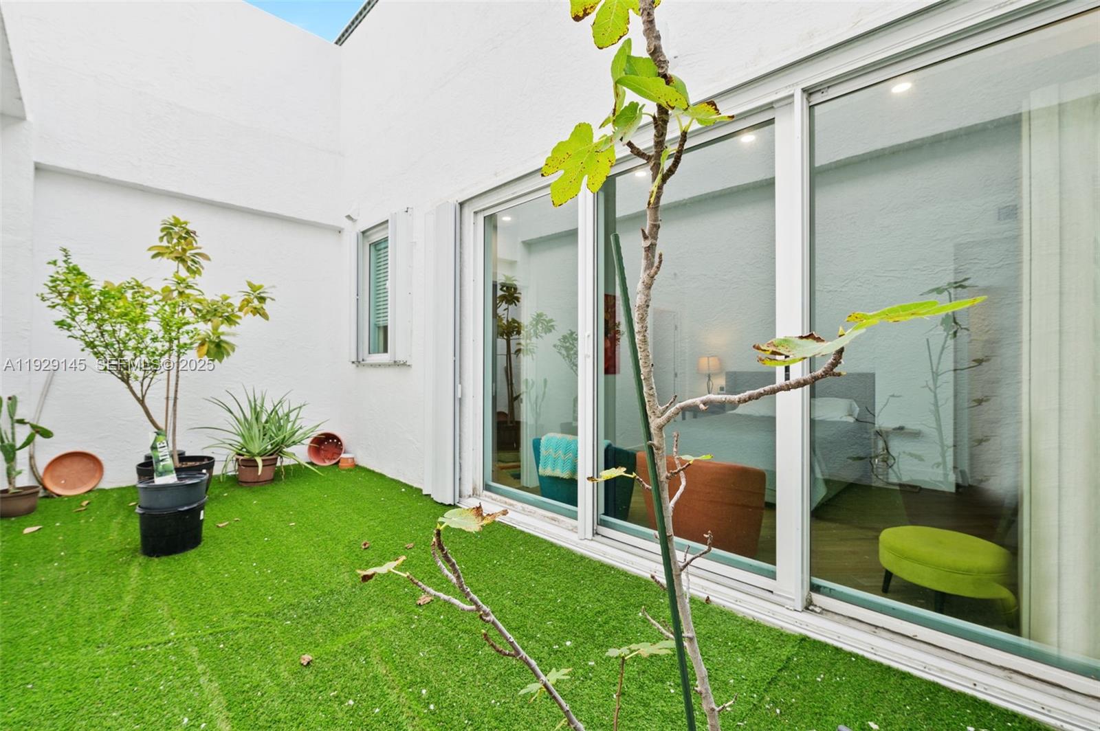 16400 Collins Ave # 4 Unit: TH-4