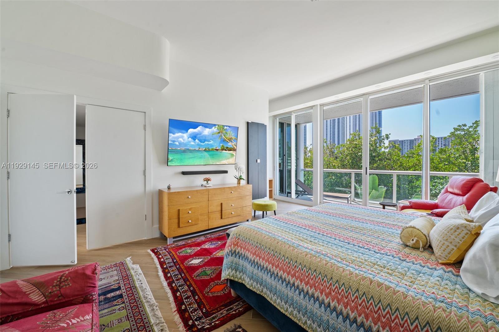 16400 Collins Ave # 4 Unit: TH-4