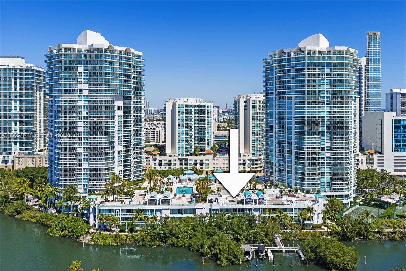 16400 Collins Ave # 4 Unit: TH-4