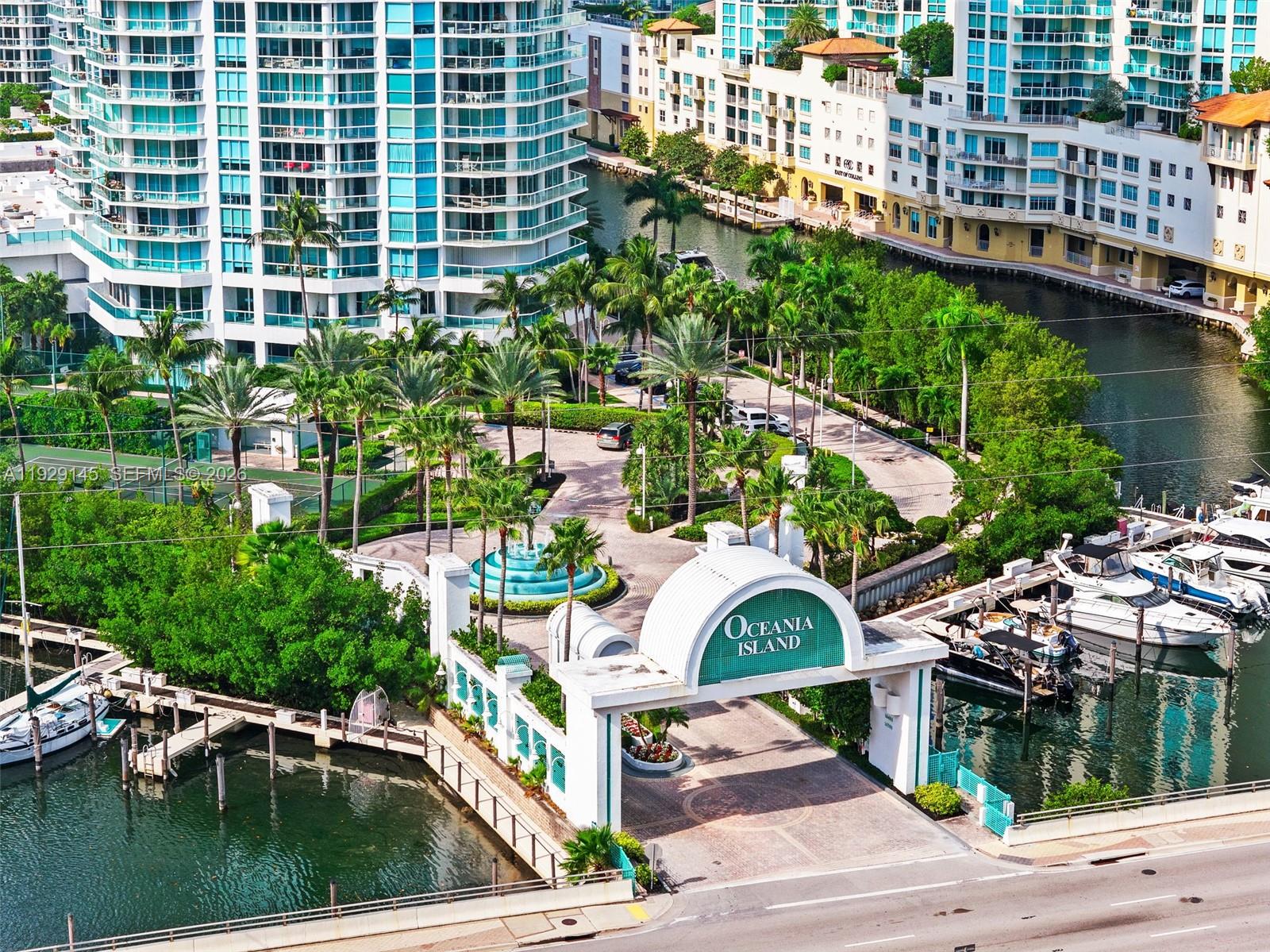 16400 Collins Ave # 4 Unit: TH-4