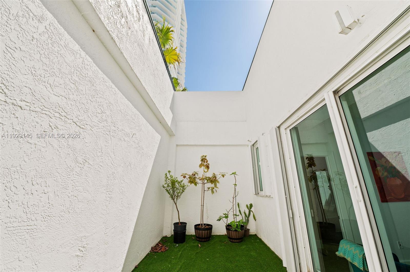 16400 Collins Ave # 4 Unit: TH-4