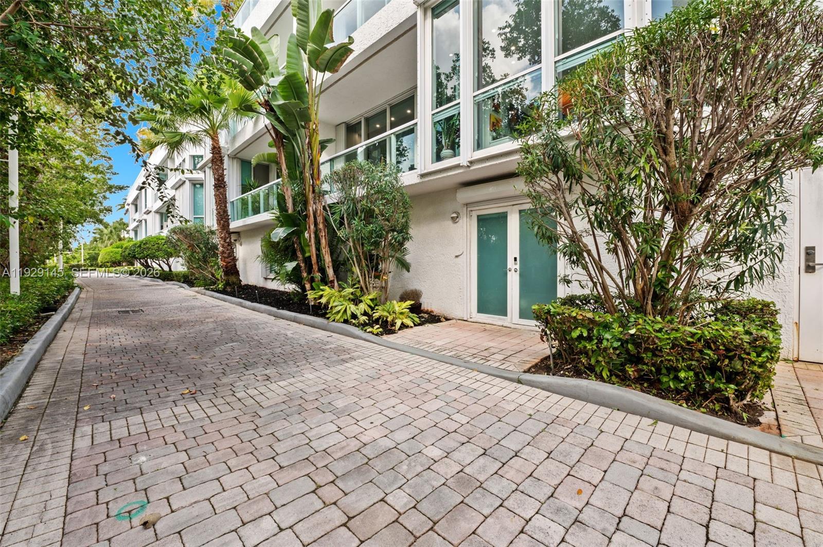 16400 Collins Ave # 4 Unit: TH-4
